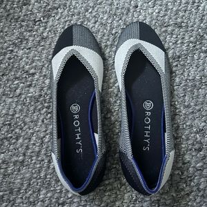 Rothy’s black and white round toe size 9.5